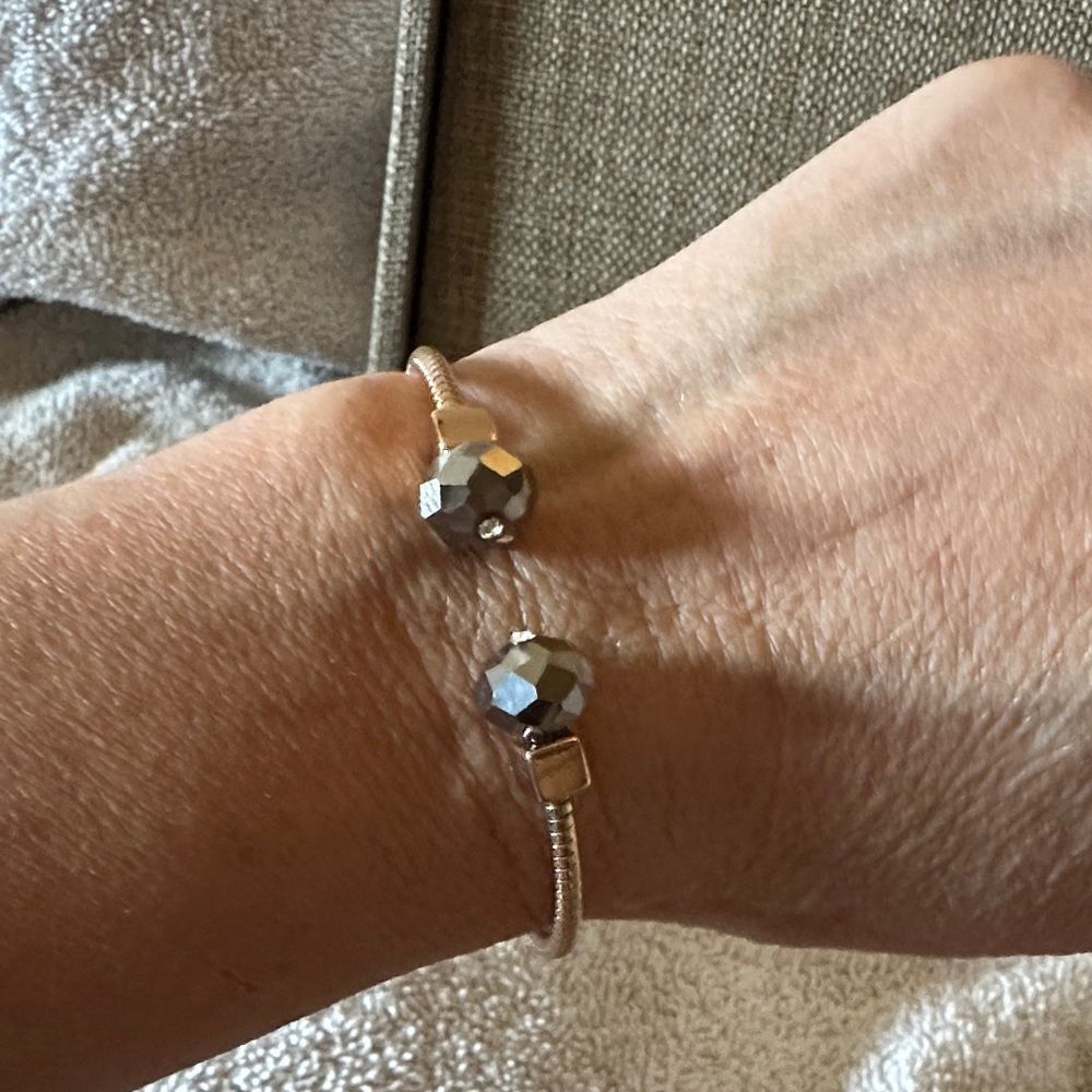 Plunder Metallic Bead Bracelet